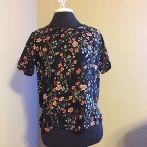 ❤️ ASOS Floral Printed Blouse In Black and Pink